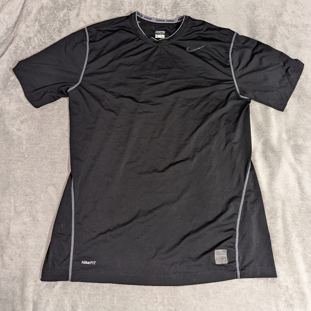 Men's Nike Pro Fit Black Large Athletic T-shirt